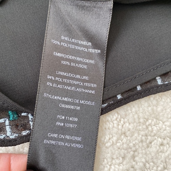 Alice + Olivia Gillian Embroidered Shift Dress - Picture 13 of 15